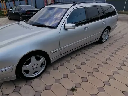 Mercedes-Benz E 320 1996 года за 5 500 000 тг. в Алматы – фото 2