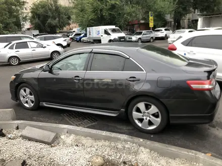 Toyota Camry 2011 года за 7 400 000 тг. в Алматы – фото 3