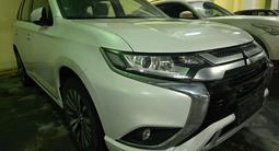 Mitsubishi Outlander 2022 года за 11 900 000 тг. в Астана