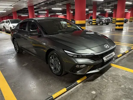 Hyundai Elantra 2024 года за 9 500 000 тг. в Шымкент