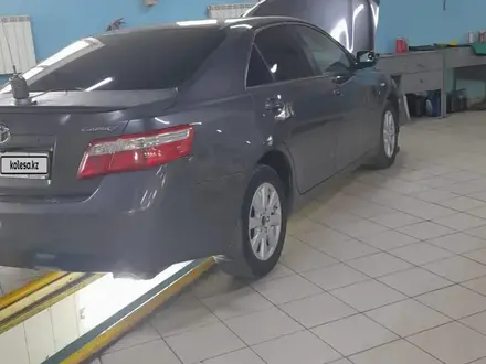 Toyota Camry 2007 года за 5 500 000 тг. в Уральск – фото 12