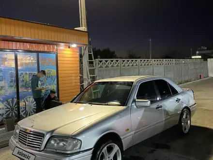 Mercedes-Benz C 280 1996 года за 1 850 000 тг. в Тараз – фото 5