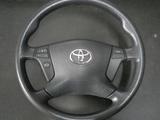 Руль Toyota Avensis (T250) за 30 000 тг. в Усть-Каменогорск