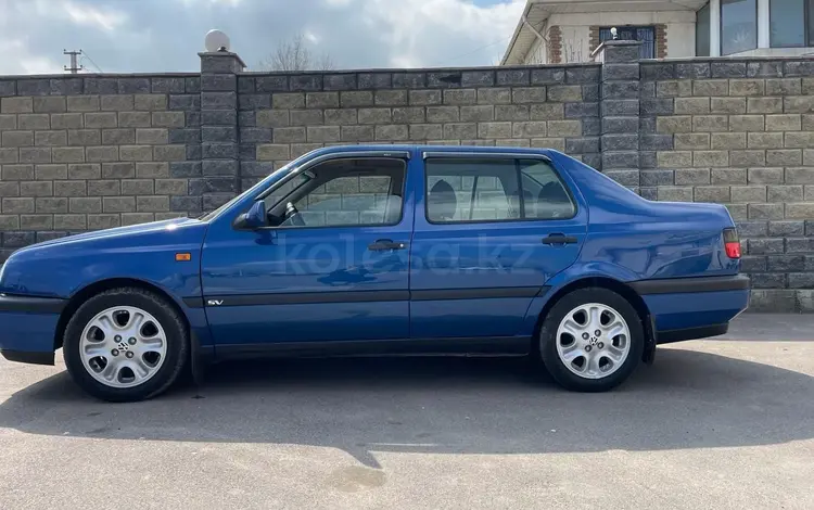 Volkswagen Vento 1993 годаүшін2 300 000 тг. в Алматы