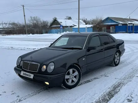 Mercedes-Benz E 200 1996 года за 2 800 000 тг. в Павлодар – фото 8