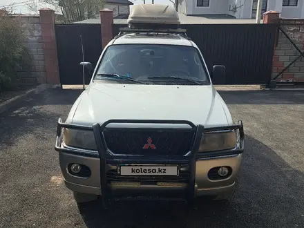 Mitsubishi Montero Sport 2000 года за 4 500 000 тг. в Алматы – фото 2