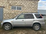 Honda CR-V 2000 годаfor3 800 000 тг. в Актобе – фото 3