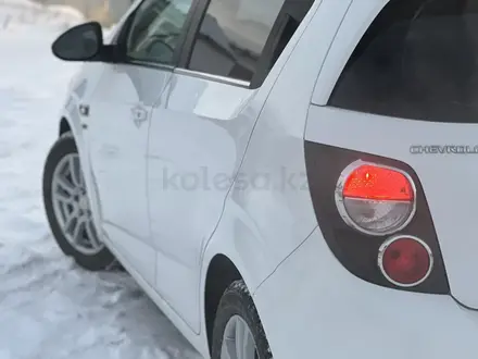 Chevrolet Aveo 2013 года за 3 900 000 тг. в Астана – фото 2