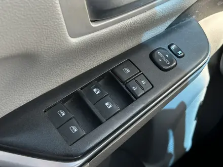 Toyota Camry 2015 года за 9 000 000 тг. в Атырау – фото 14