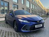 Toyota Camry 2021 года за 18 500 000 тг. в Алматы