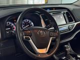 Toyota Highlander 2017 года за 17 200 000 тг. в Алматы – фото 5