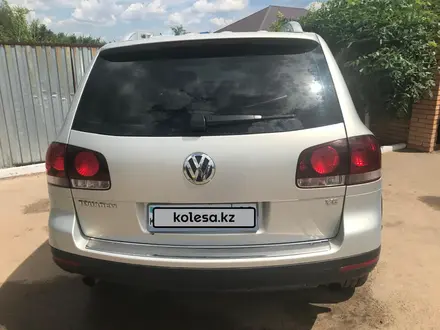 Volkswagen Touareg 2008 года за 8 500 000 тг. в Костанай – фото 6