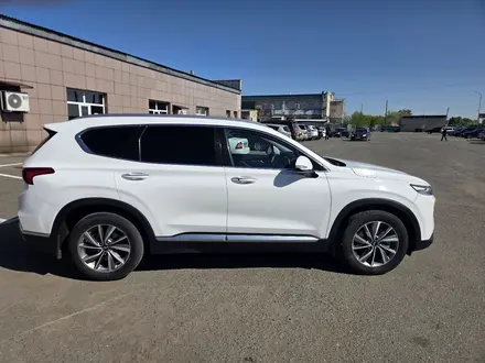 Hyundai Santa Fe 2019 года за 12 500 000 тг. в Семей – фото 3