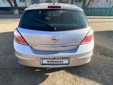 Opel Astra 2006 года за 1 850 000 тг. в Атырау – фото 2