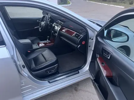 Toyota Camry 2012 года за 10 000 000 тг. в Петропавловск – фото 11