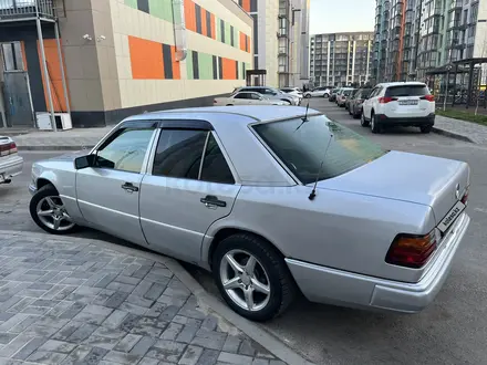 Mercedes-Benz E 230 1992 года за 1 600 000 тг. в Алматы – фото 7