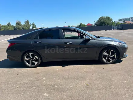 Hyundai Elantra 2021 года за 6 677 575 тг. в Алматы – фото 8
