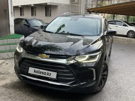 Chevrolet Tracker 2023 года за 8 100 000 тг. в Шымкент