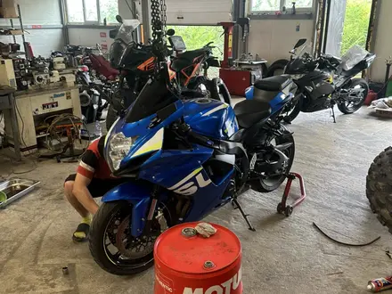 Suzuki  GSX-R 600 2015 года за 4 600 000 тг. в Алматы – фото 4