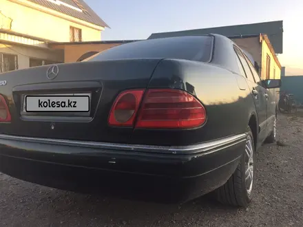 Mercedes-Benz E 280 1998 года за 5 600 000 тг. в Петропавловск