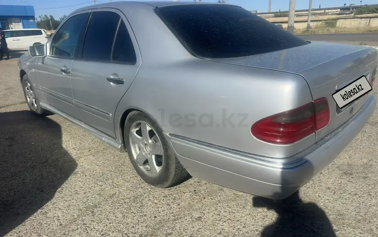Mercedes-Benz E 280 1997 годаүшін2 500 000 тг. в Байконыр