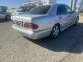 Mercedes-Benz E 280 1997 годаүшін2 500 000 тг. в Байконыр – фото 2
