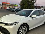 Toyota Camry 2020 года за 13 000 000 тг. в Бауыржана Момышулы – фото 3