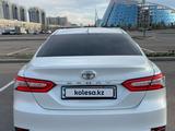 Toyota Camry 2020 года за 16 000 000 тг. в Астана – фото 4