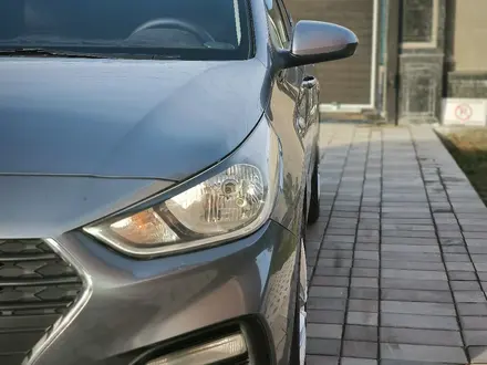 Hyundai Accent 2018 года за 7 100 000 тг. в Тараз – фото 17