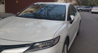 Toyota Camry 2019 года за 14 500 000 тг. в Астана