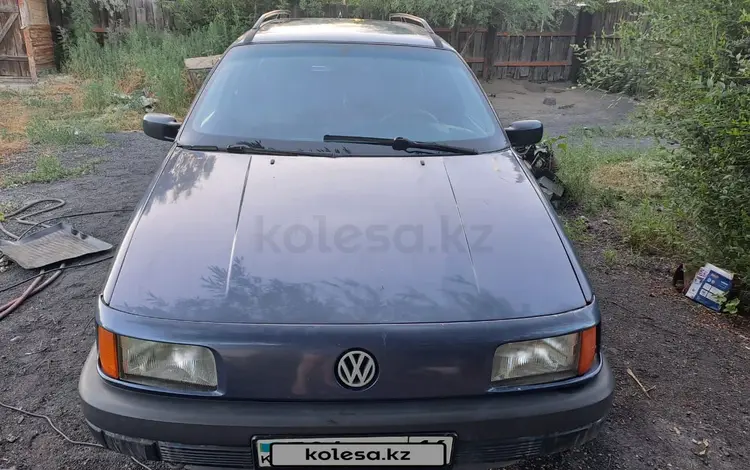 Volkswagen Passat 1993 годаүшін1 800 000 тг. в Семей