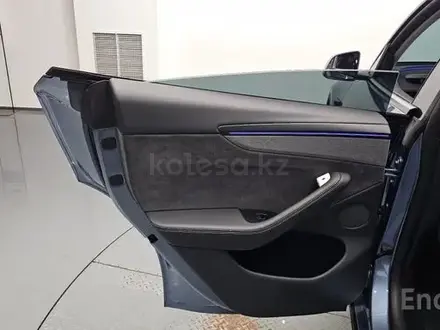 Tesla Model Y 2025 года за 26 700 000 тг. в Алматы – фото 14