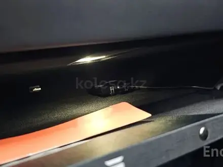 Tesla Model Y 2025 года за 26 700 000 тг. в Алматы – фото 36