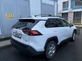 Toyota RAV4 2020 годаfor14 400 000 тг. в Алматы – фото 4