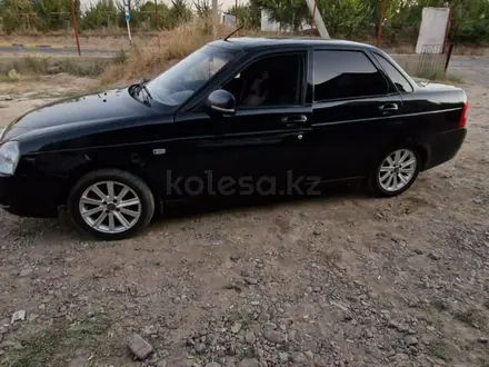 ВАЗ (Lada) Priora 2170 2013 года за 2 250 000 тг. в Шымкент – фото 2