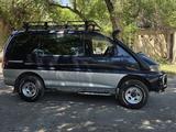 Mitsubishi Delica 1996 годаүшін4 800 000 тг. в Алматы – фото 4
