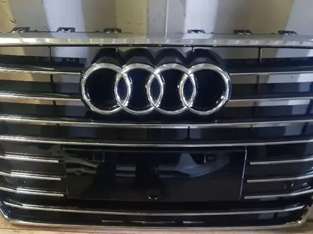 Решётка радиатора на Audi a6/c7 рестайлинг за 70 000 тг. в Алматы