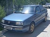 Volkswagen Vento 1992 годаfor1 000 000 тг. в Алматы