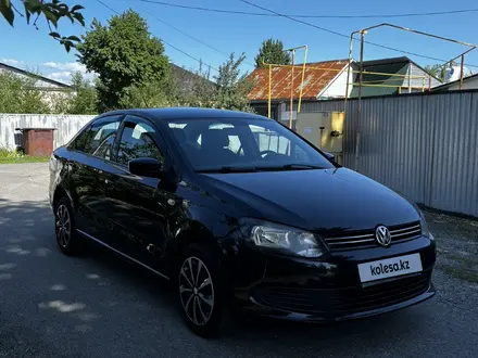 Volkswagen Polo 2014 года за 4 000 000 тг. в Алматы – фото 2
