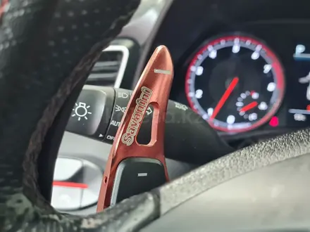 Hyundai Veloster 2018 года за 6 990 000 тг. в Алматы – фото 17