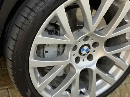 BMW 750 2012 года за 15 000 000 тг. в Алматы – фото 17