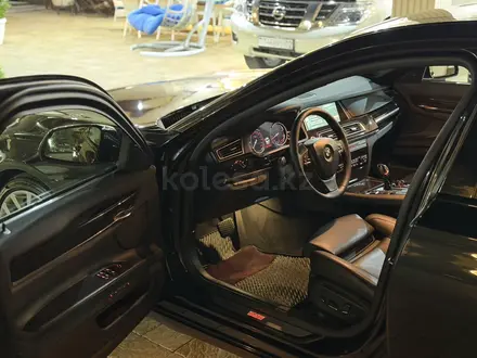 BMW 750 2012 года за 15 000 000 тг. в Алматы – фото 6
