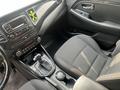 Kia Carens 2013 годаfor6 800 000 тг. в Алматы – фото 18