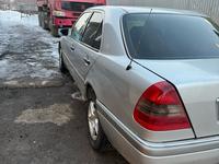 Mercedes-Benz C 220 1995 года за 2 500 000 тг. в Алматы