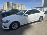 Mercedes-Benz E 200 2014 годаүшін9 500 000 тг. в Астана – фото 2