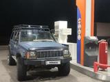 Jeep Cherokee 1994 годаүшін3 000 000 тг. в Актобе – фото 2