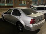 Volkswagen Bora 2001 года за 2 000 000 тг. в Астана – фото 2