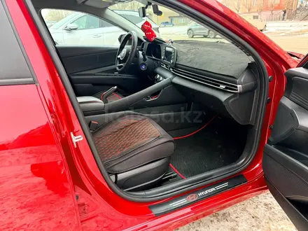 Hyundai Elantra 2022 года за 9 000 000 тг. в Караганда – фото 2