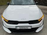 Kia K5 2021 года за 14 000 000 тг. в Шымкент