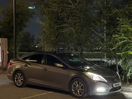 Hyundai Grandeur 2011 года за 8 200 000 тг. в Шымкент – фото 3